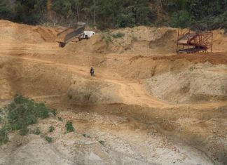 ပိုမိုဆိုးရွားလာနေတဲ့ မြစ်ဆုံဒေသ ရွှေတူးဖော်မှု ဝိုင်း၀န်း အဖြေရှာ ဖြေရှင်းစေလို